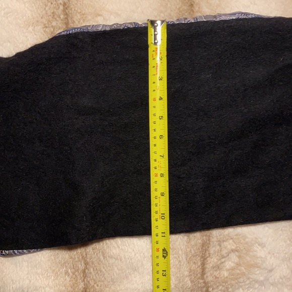 Unisex 100% Pure Silk 100% Wool Geoffrey Beene Classic Scarf Wrap double sided - Picture 6 of 6